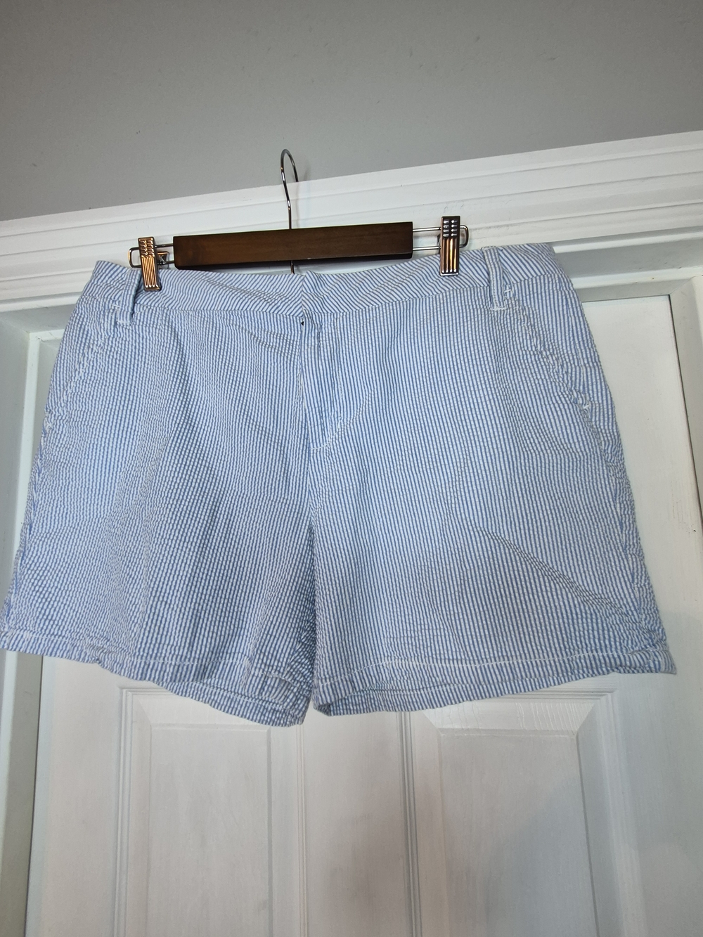 Marc New York Light Blue & White Seersucker Shorts Size 12